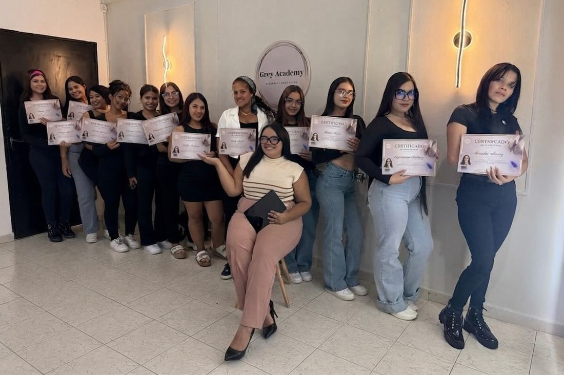 Contenido teórico y práctico - curso intensivo 5 en 1 de Grey Academy en Valencia